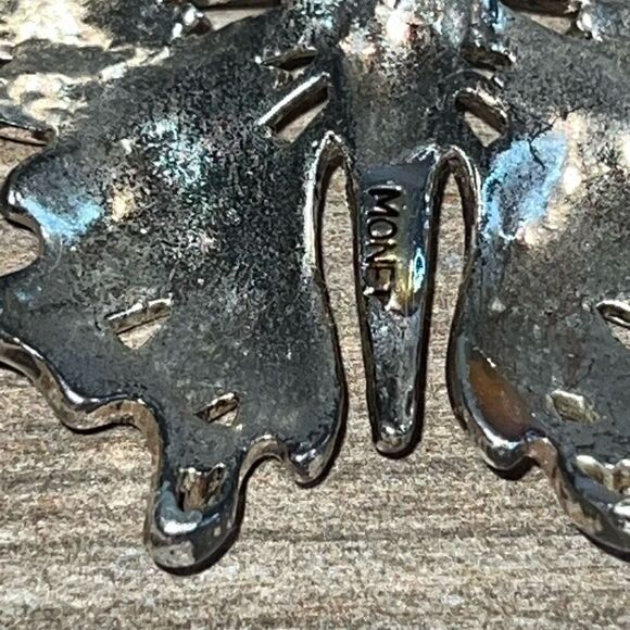 Vintage Monet Metalwork With Purple Lavender Pink Rhinestones Enameled Wings - Picture 9 of 9